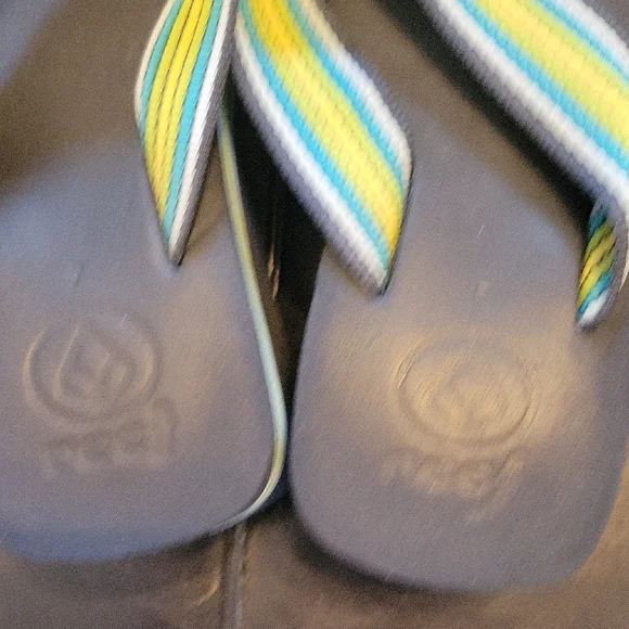 Reef Black and Blue Platform Sandals - Picture 4 of 4